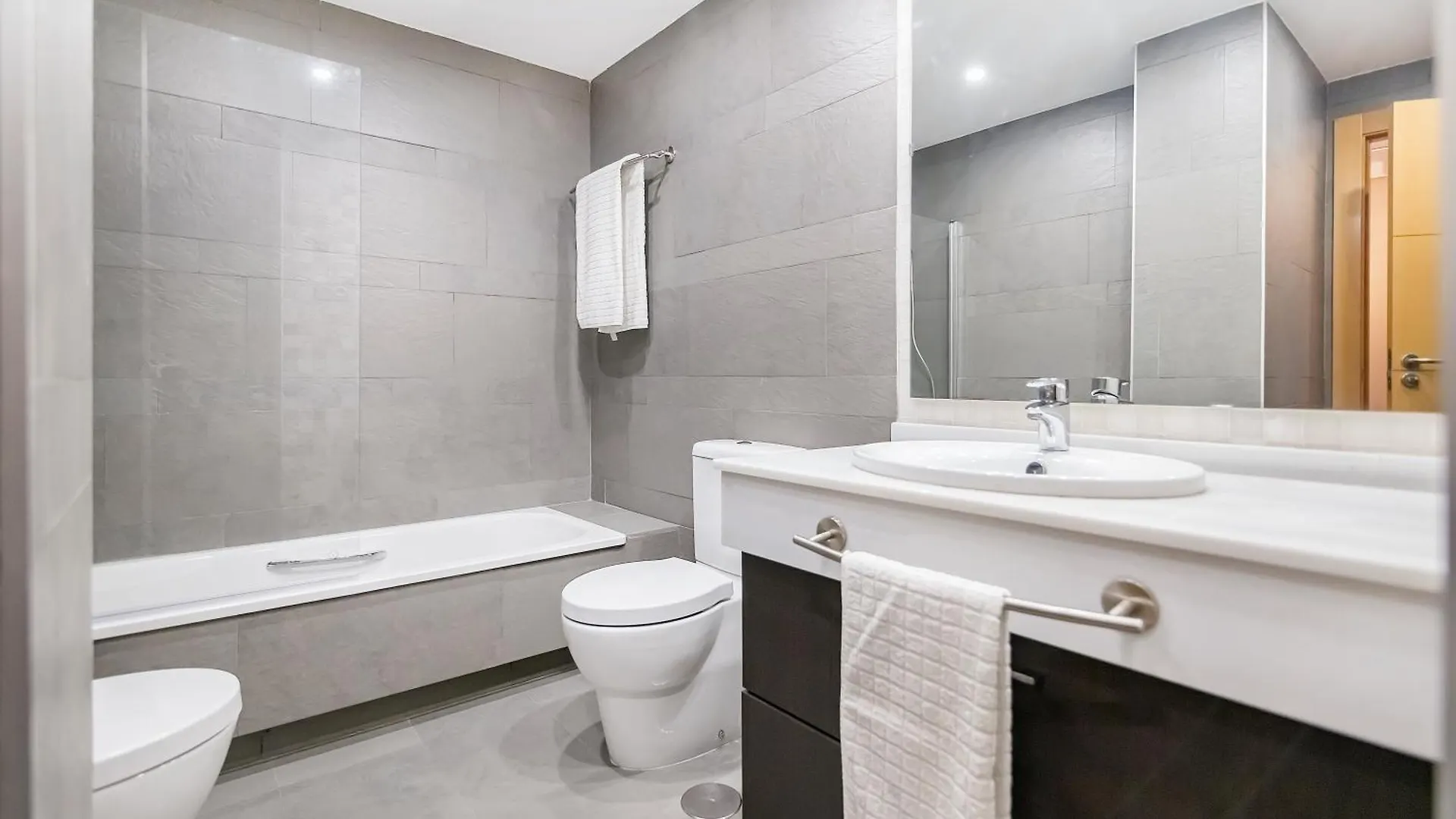 Bhost - Pacifico Apartment Malaga
